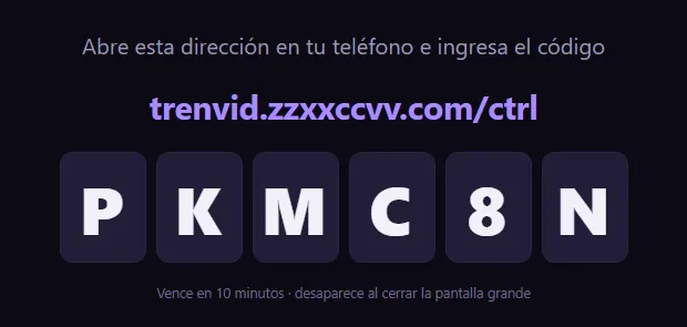 La página de conexión del control remoto de Trenvid en una pantalla grande, con la dirección que debes abrir en el teléfono y un código de seis caracteres